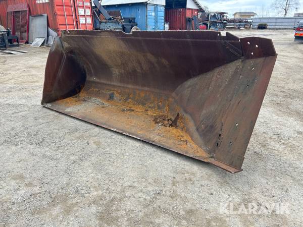 Sidotippande skopa Libo