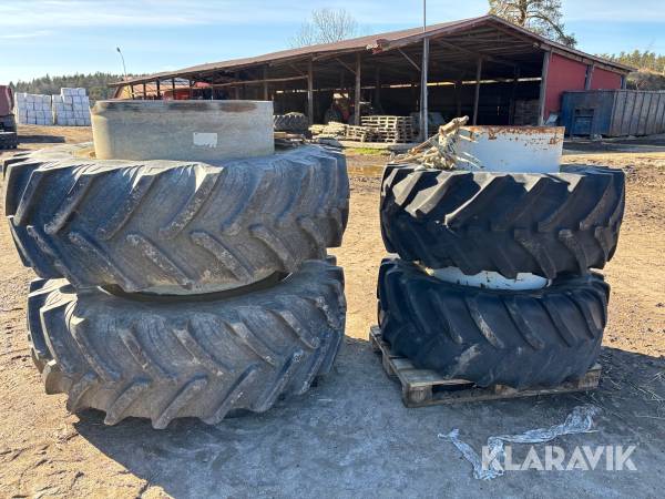 Dubbelmontage Taurus, Trelleborg Point8, TM800