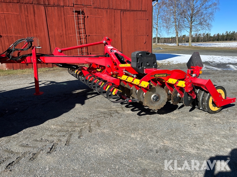 Tallrikskultivator Carrier Väderstad CR 350 med Crossboard