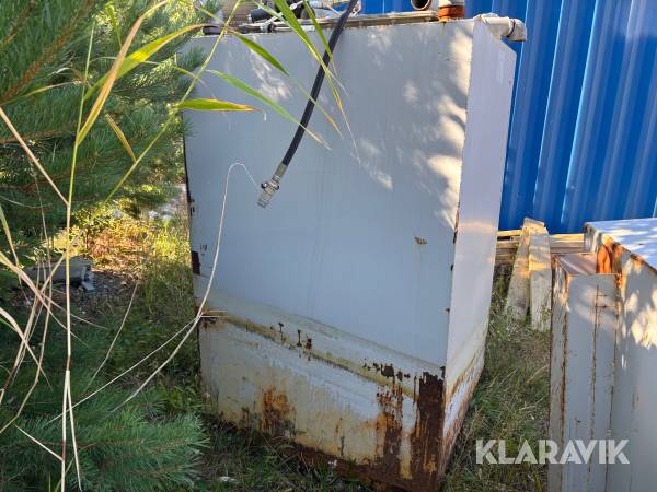 Oljetank Sundsvallstank 16m3 med balja