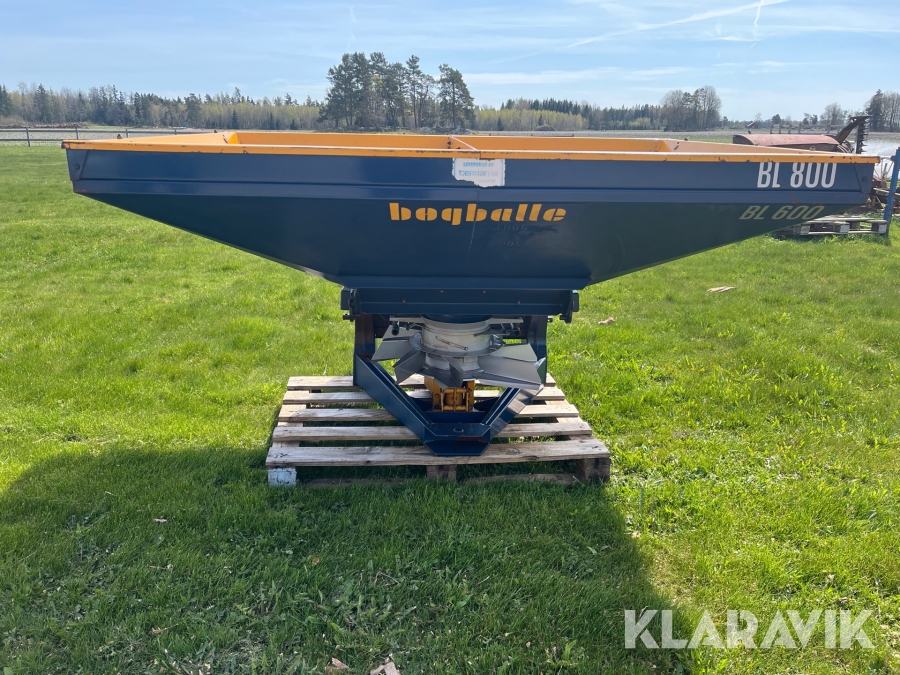 Konstgödselspridare Bogballe BL800