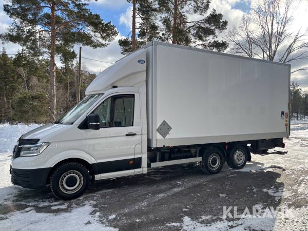 Lätt lastbil Volkswagen Crafter Chassi 35 2.0 TDI med vändskiva och löstagbar trailer