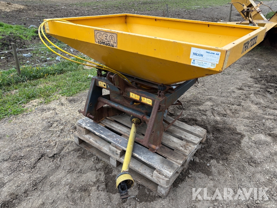 Gödningsspridare Cornaglia TRX 700 L