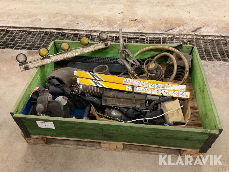 Diverse fordonsdelar