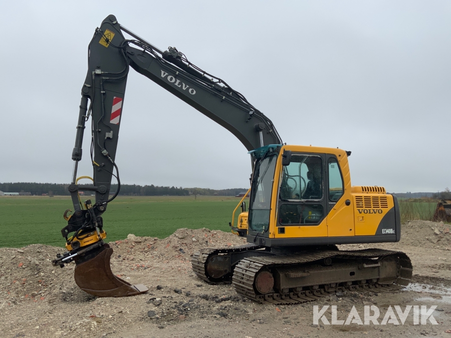 Grävmaskin Volvo EC140BLC med tiltrotator & skopor