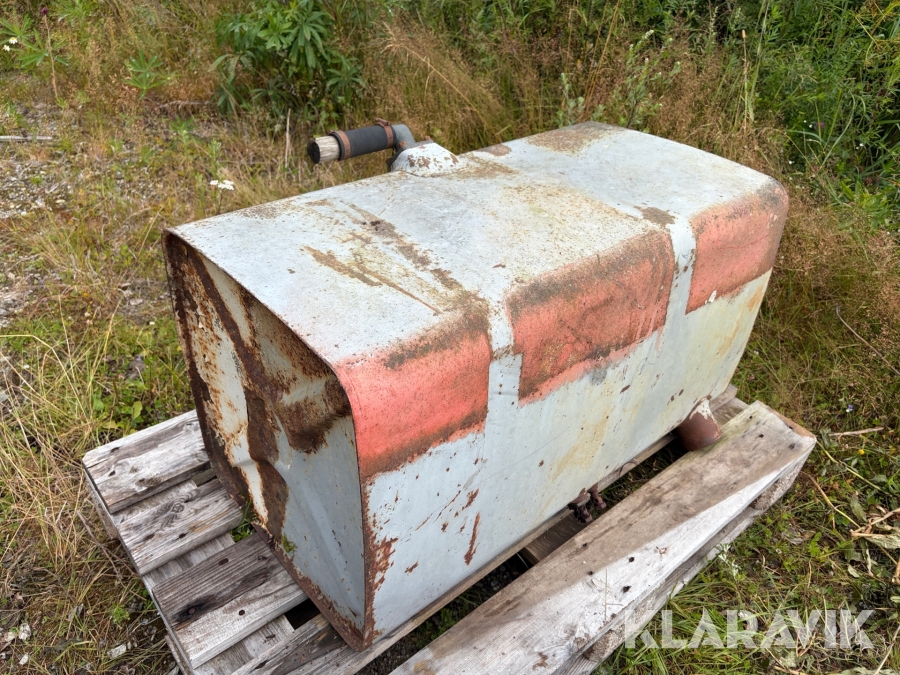 Bränsletank till Scania