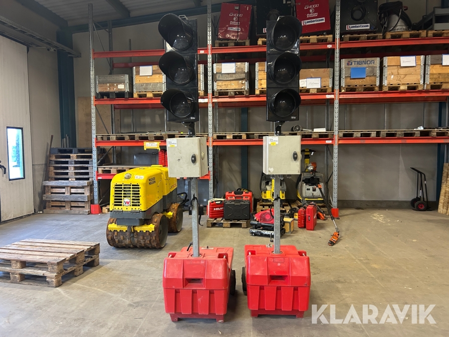 Trafikljus 2 st Sila Trafiksignal