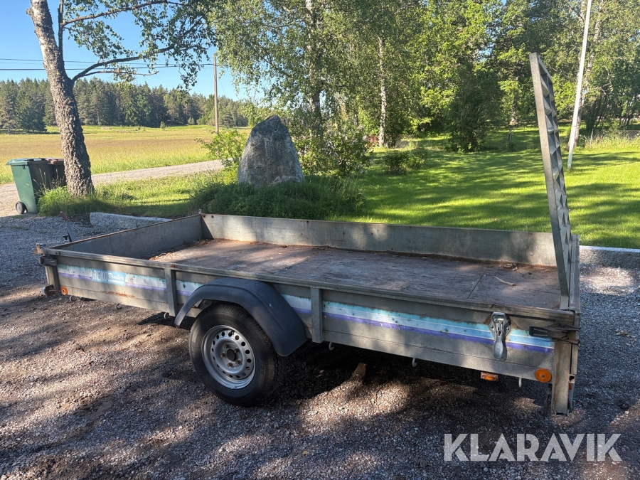 Personbilssläp Reko Trailer 1300Y med tipp