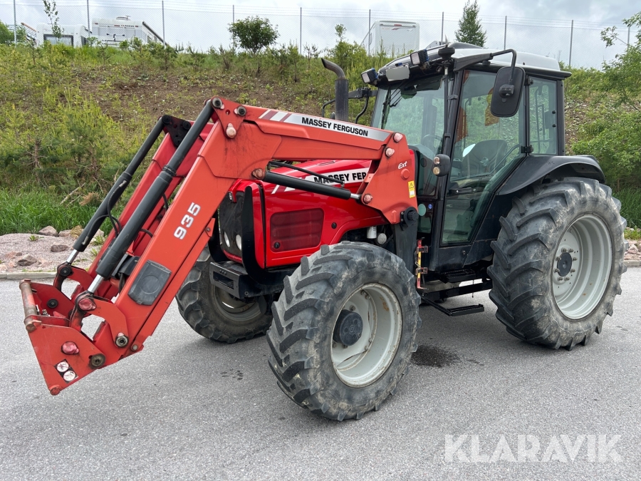 Traktor Massey Ferguson 4435