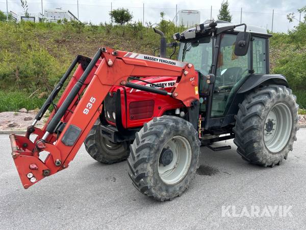 Traktor Massey Ferguson 4435