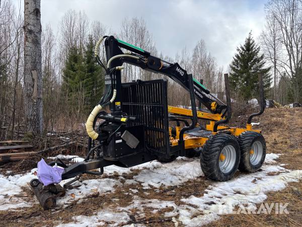Skogsvagn med kran Moheda 101 10/AWD M40