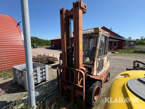 Motviktstruck / gasoltruck Datsun PF02 2500kg