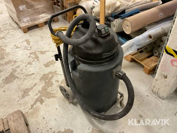 Våtsug Numatic