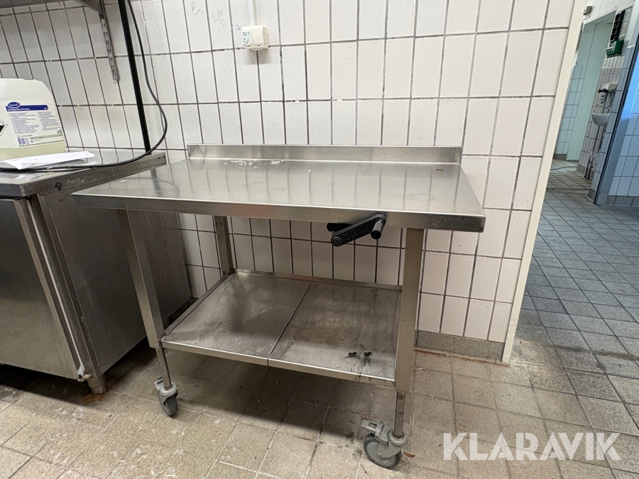 Köksbänk på hjul