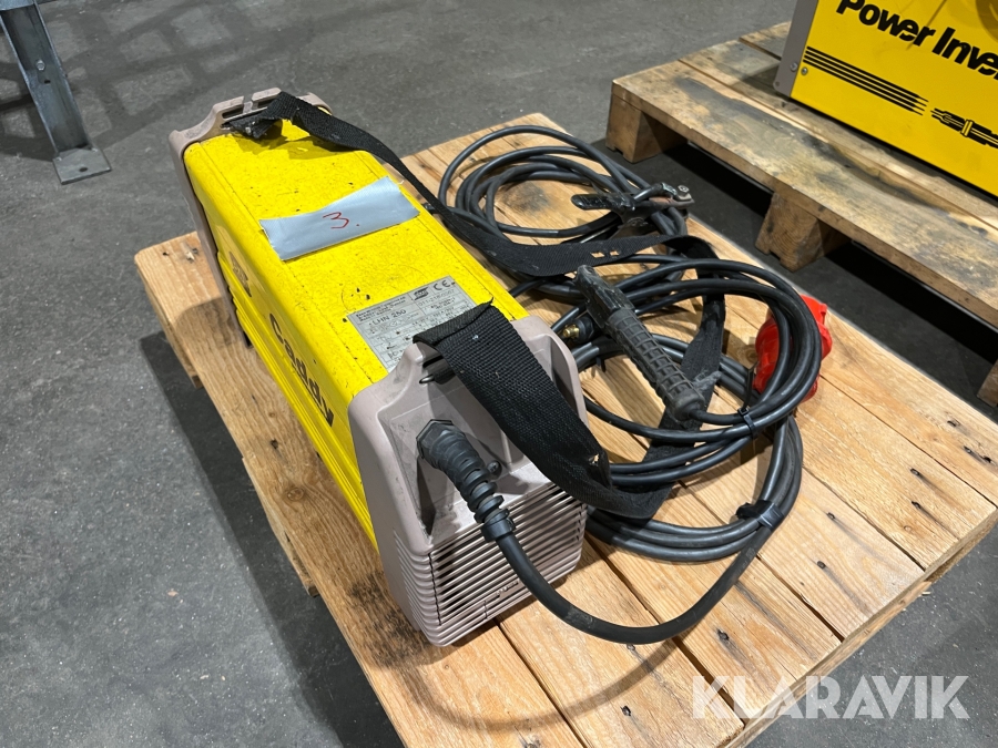 Pinnsvets ESAB LHN250
