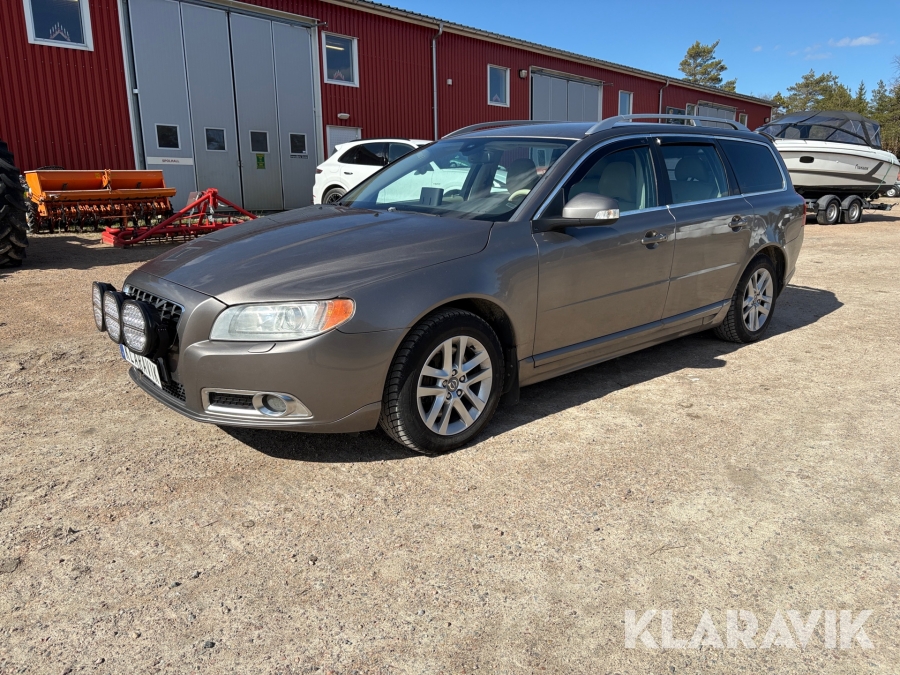 Volvo V70 D5
