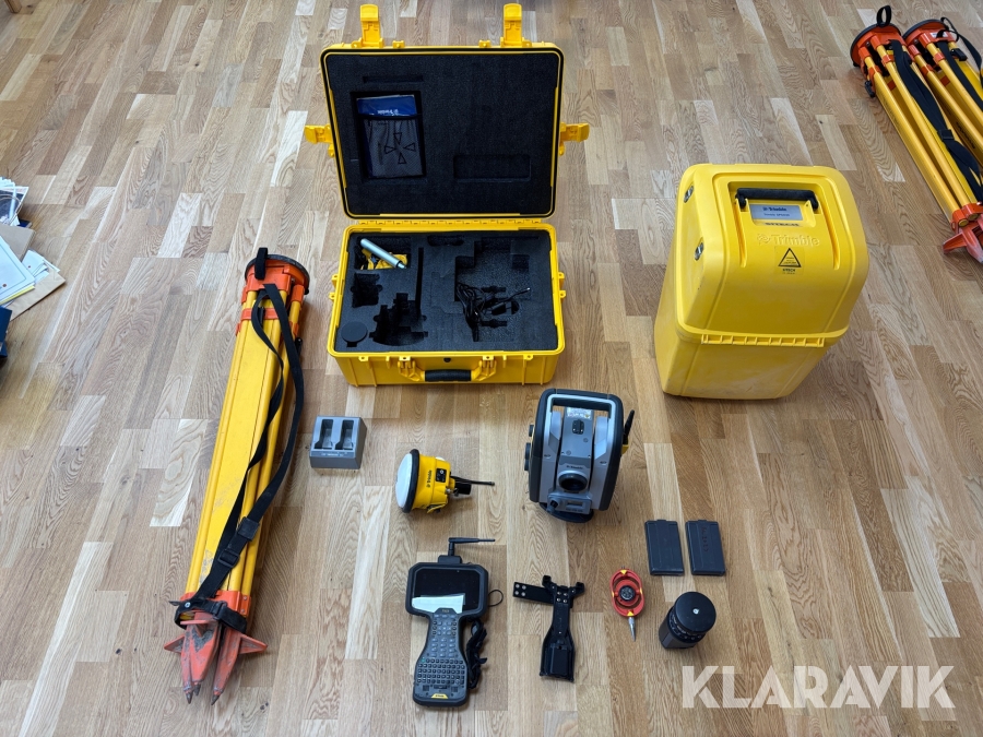 Totalstation Trimble SPS930 1”/1” DR Plus med handdator & GPS