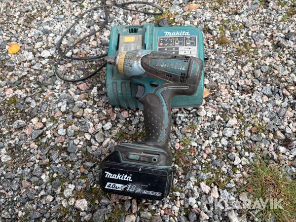Mutterknack Makita