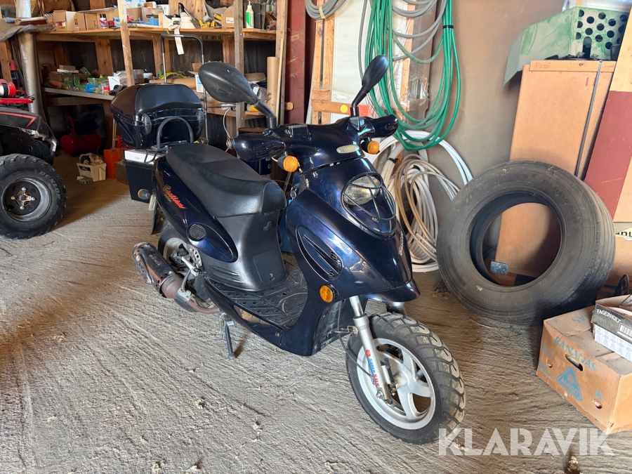 Motorcykel Baotian BT125T-2