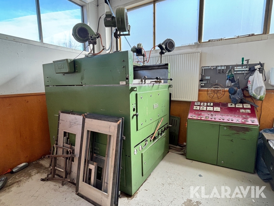 Vacuumformningsmaskin för plast iLLiG UA100EDCG