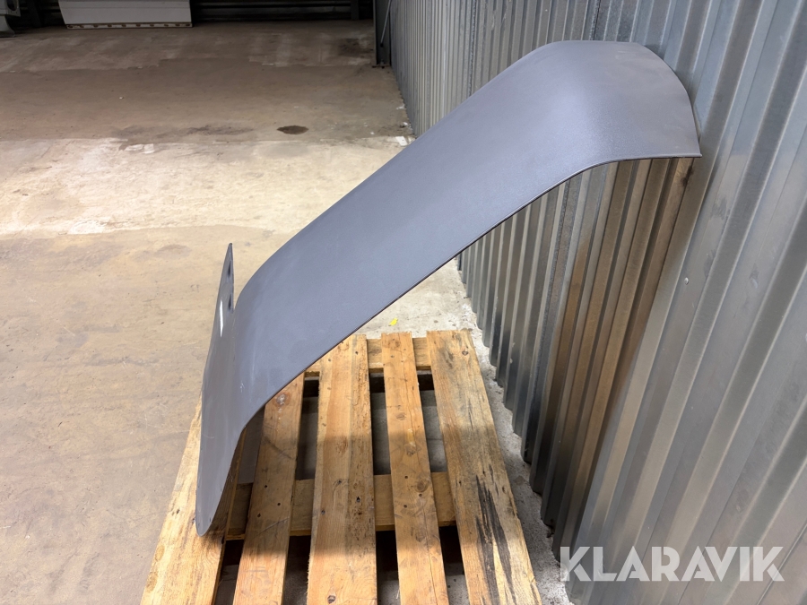 Framskärm/breddare höger nedre till Volvo L60/L70 hjullastare 1 st