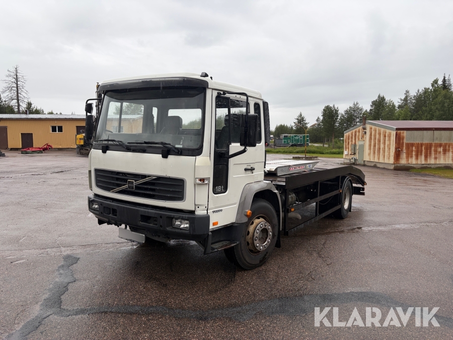 Lastbil med maskinflak Volvo 18T