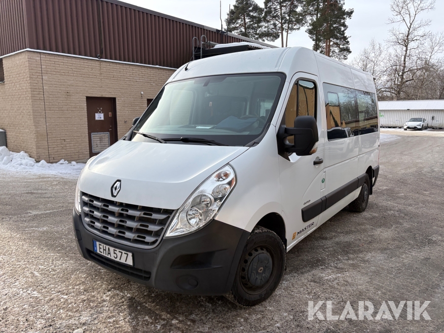 Renault Master 2.3 dCi FAP FWD (125hk) med rullstolsramp