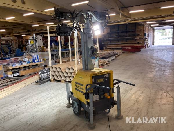 Lysmast Atlas Copco QLB 02 4x150W