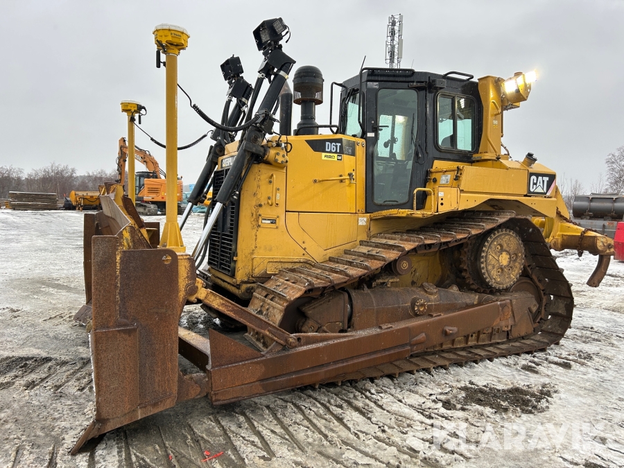 Bandtraktor / schaktmaskin CAT D6 TXW med full GPS, rivare och schaktblad