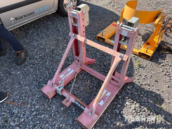Fatlyft med gaffeltunnlar DG720A