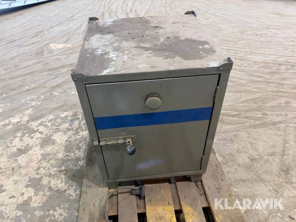 Värmeskåp