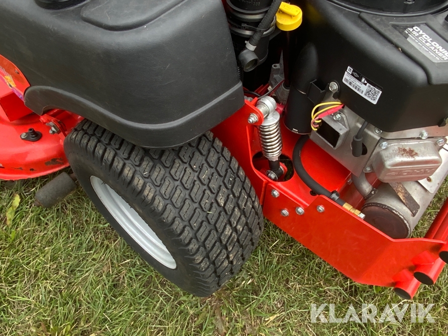 Åkgräsklippare Simplicity 3000 Z zeroturn