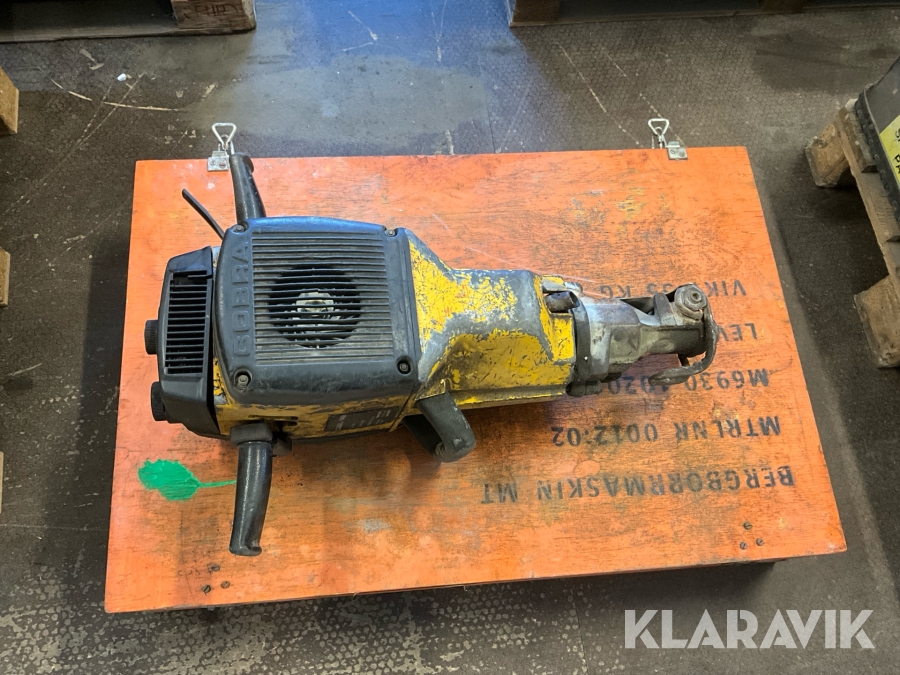 Bensindriven bergborrmaskin Atlas Copco Cobra 149