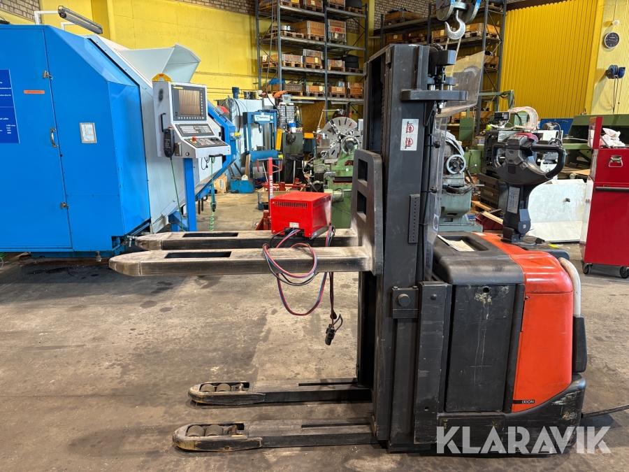 Ståstaplare BT SPE160L