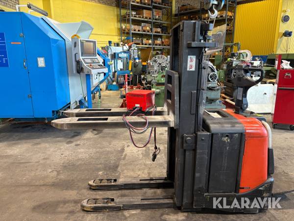 Ståstaplare BT SPE160L