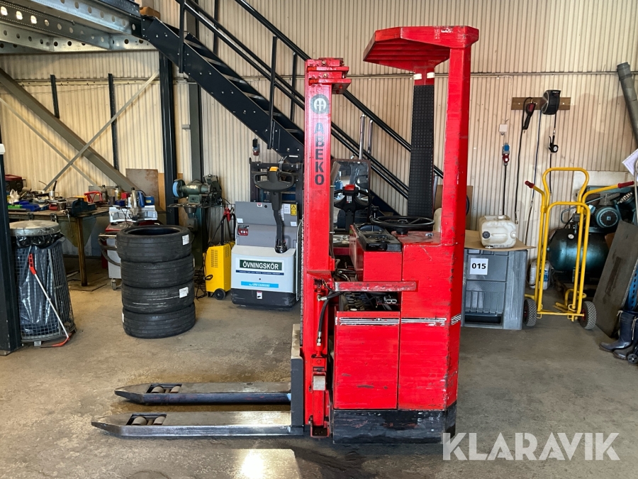Ståstaplare Abeko 15 Sattfc