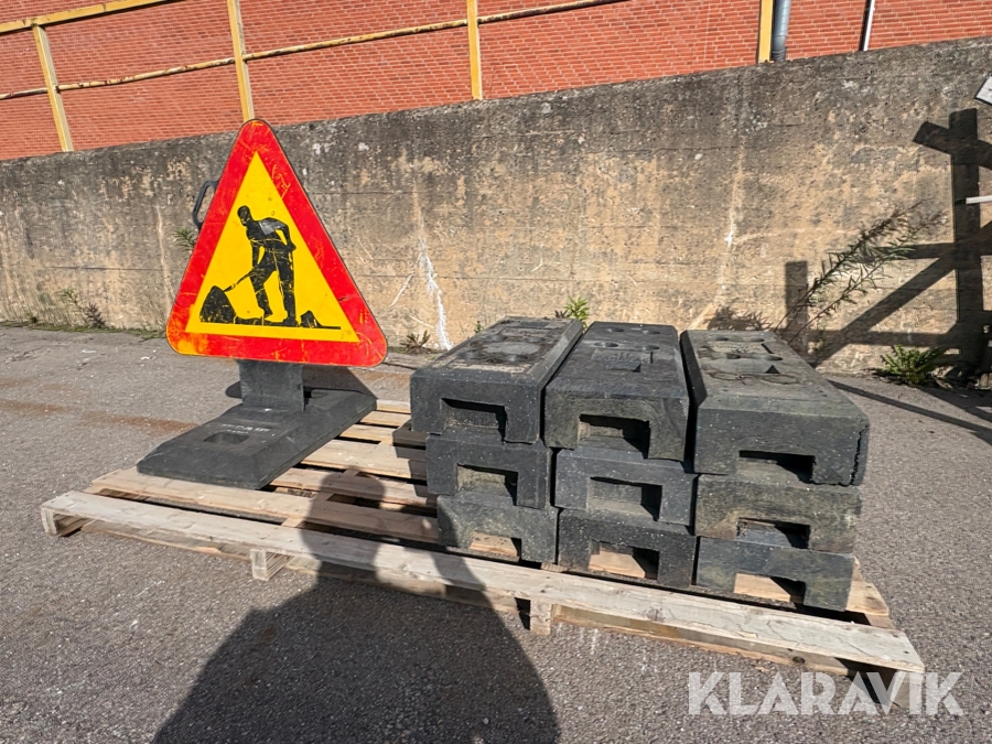 Stakettyngder 9st  vägarbetstavla 1st