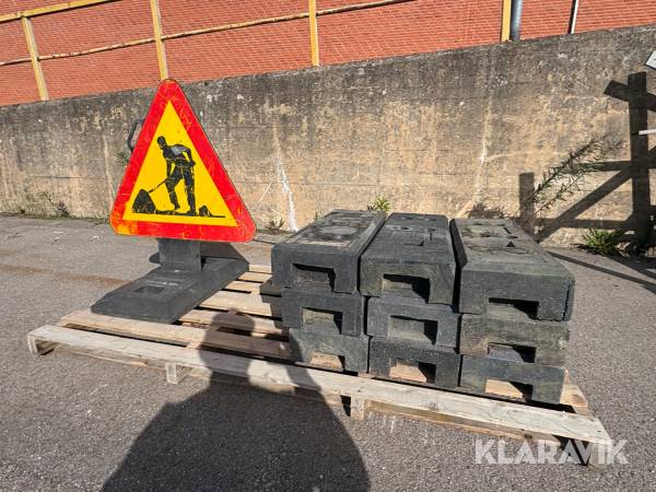 Stakettyngder 9st  vägarbetstavla 1st