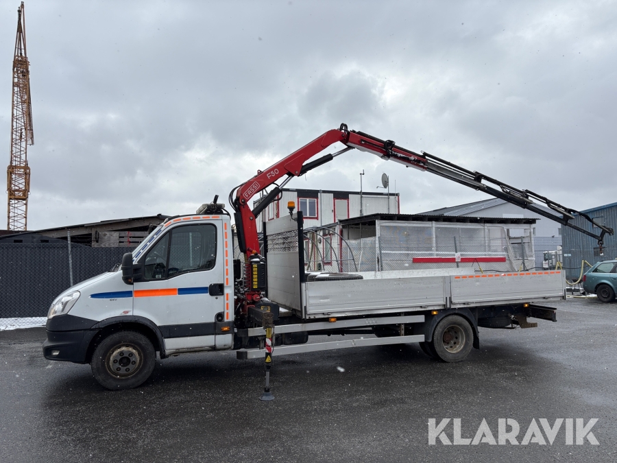 Lätt lastbil med kran Iveco Daily 70C17 EEV 