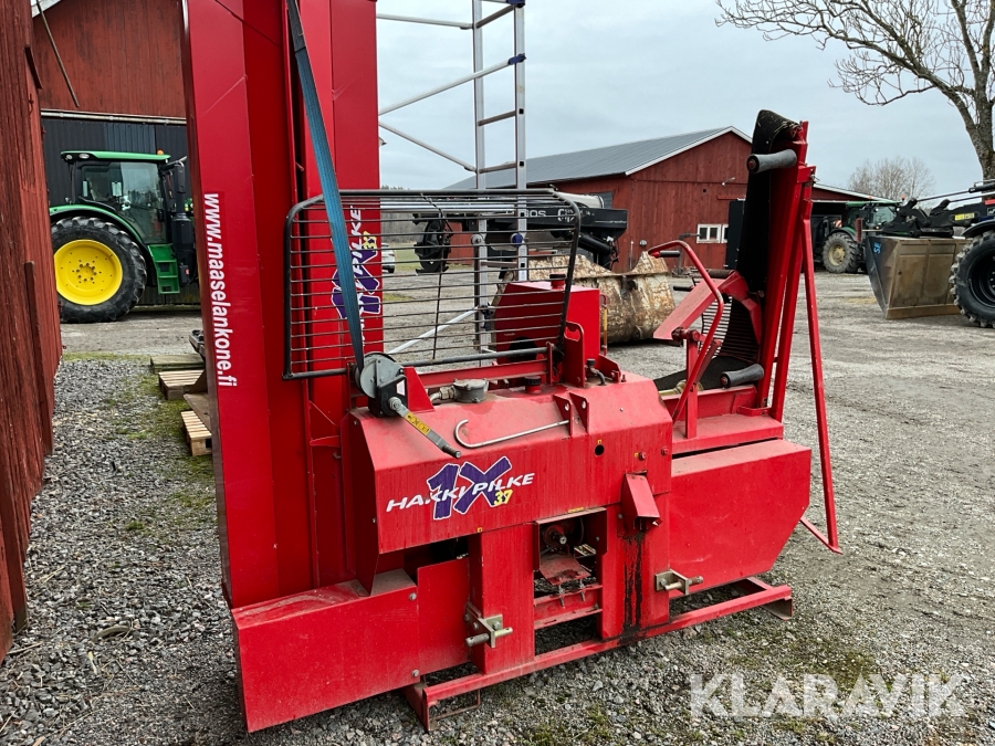 Vedmaskin Traktodriven Hakki Pilke 1X 37