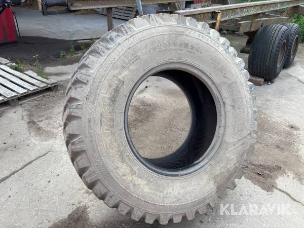 Däck Nokian 440/80 R24