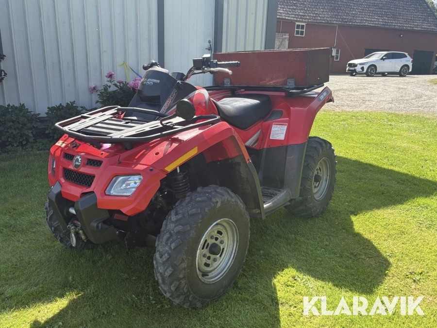 ATV Can-Am Outlander