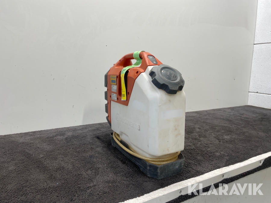 Vattentank för kapmaskin Husqvarna WT15i