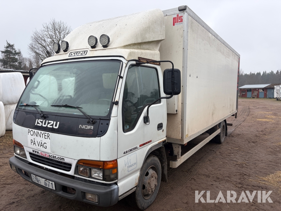 Hästlastbil Isuzu NQR