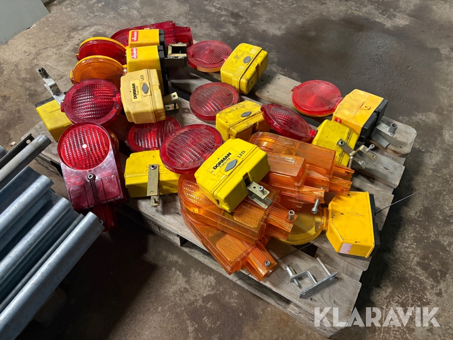 Varningslampor 17 st Dorman/Nissen/Blinkfyrar