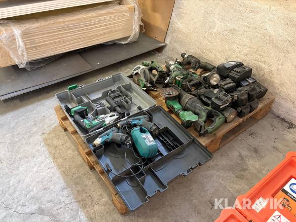 Pall med handverktyg Hitachi