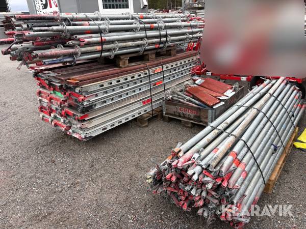 Parti med ställningsmaterial Layher