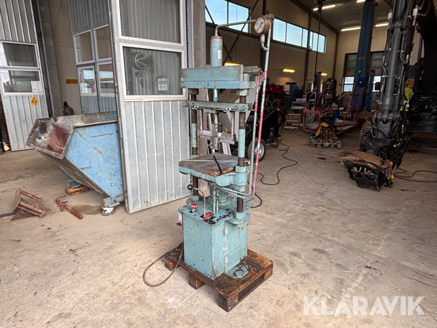 Hydraulpress Tison