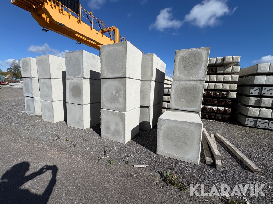 Betongblock Centrum Pile Slätt topp  800X800X800mm 25st