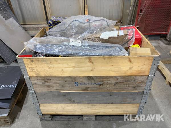 Pall med diverse reservdelar Passande Opel Vivaro/Renault Traffic/Nissan Primastar